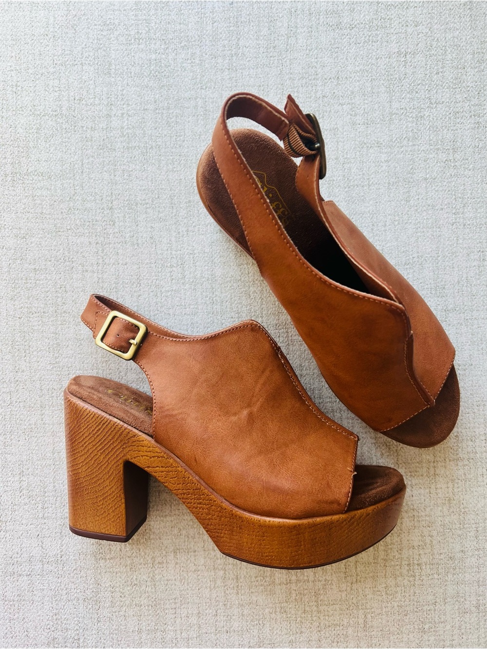 Cliffs Open Toe Platform Heels